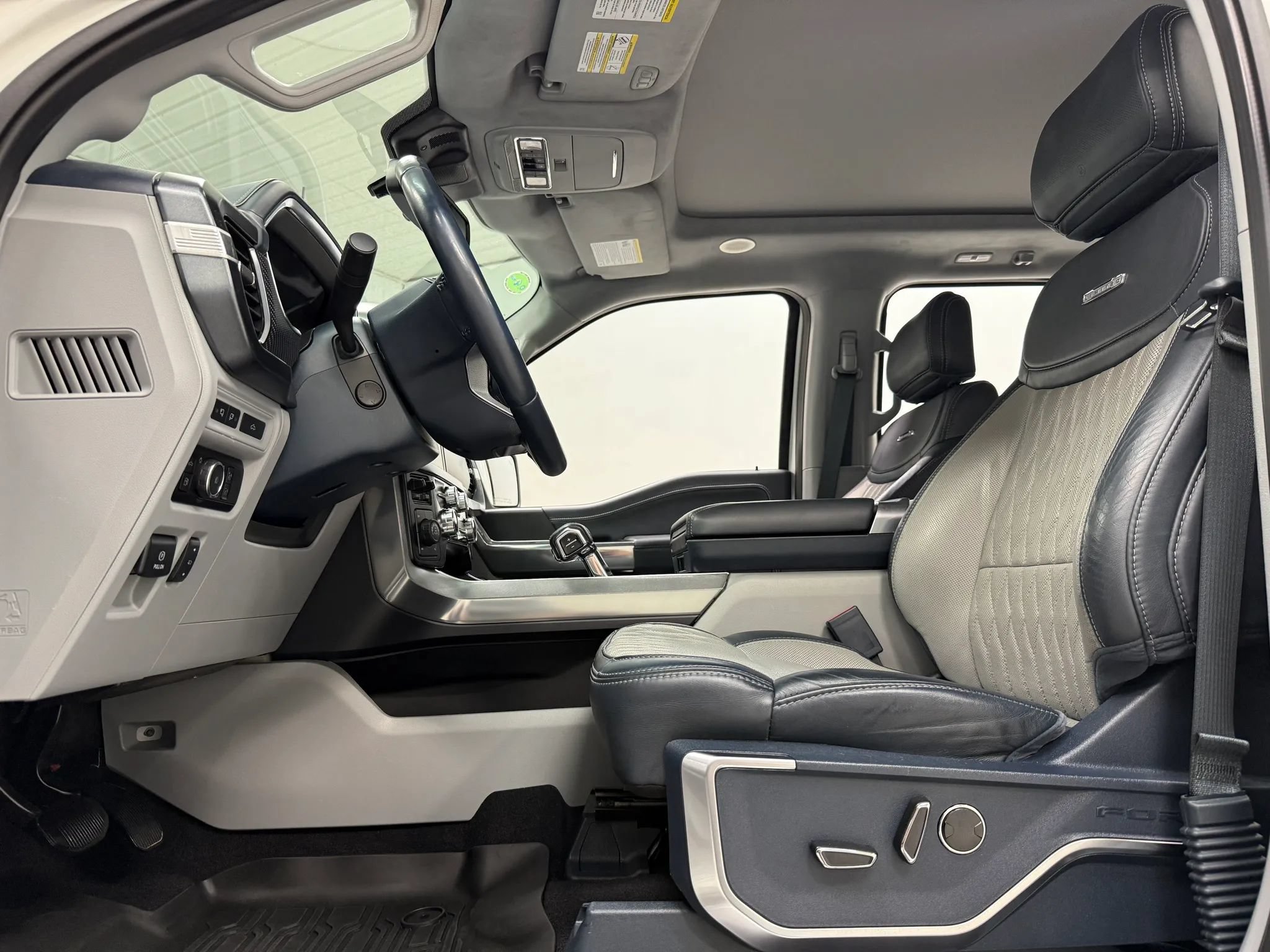 Used 2023 Ford F150 Limited AWD/4WD image 15