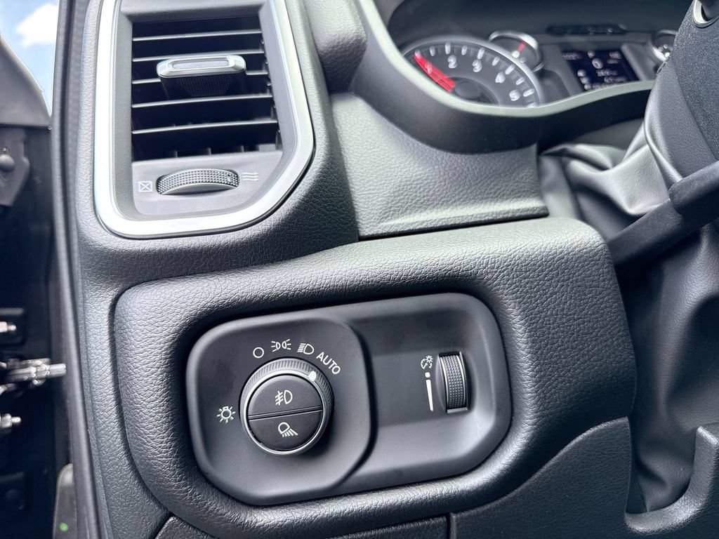 New 2026 RAM 1500 Big Horn w/ Night Edition RWD image 30