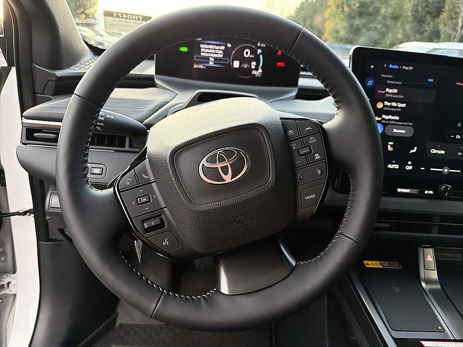 Used 2026 Toyota C-HR AWD/4WD image 13