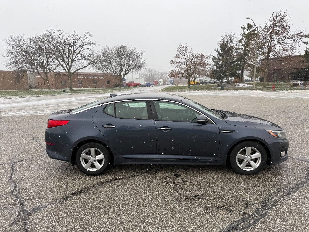 Used 2015 Kia Optima LX image 5