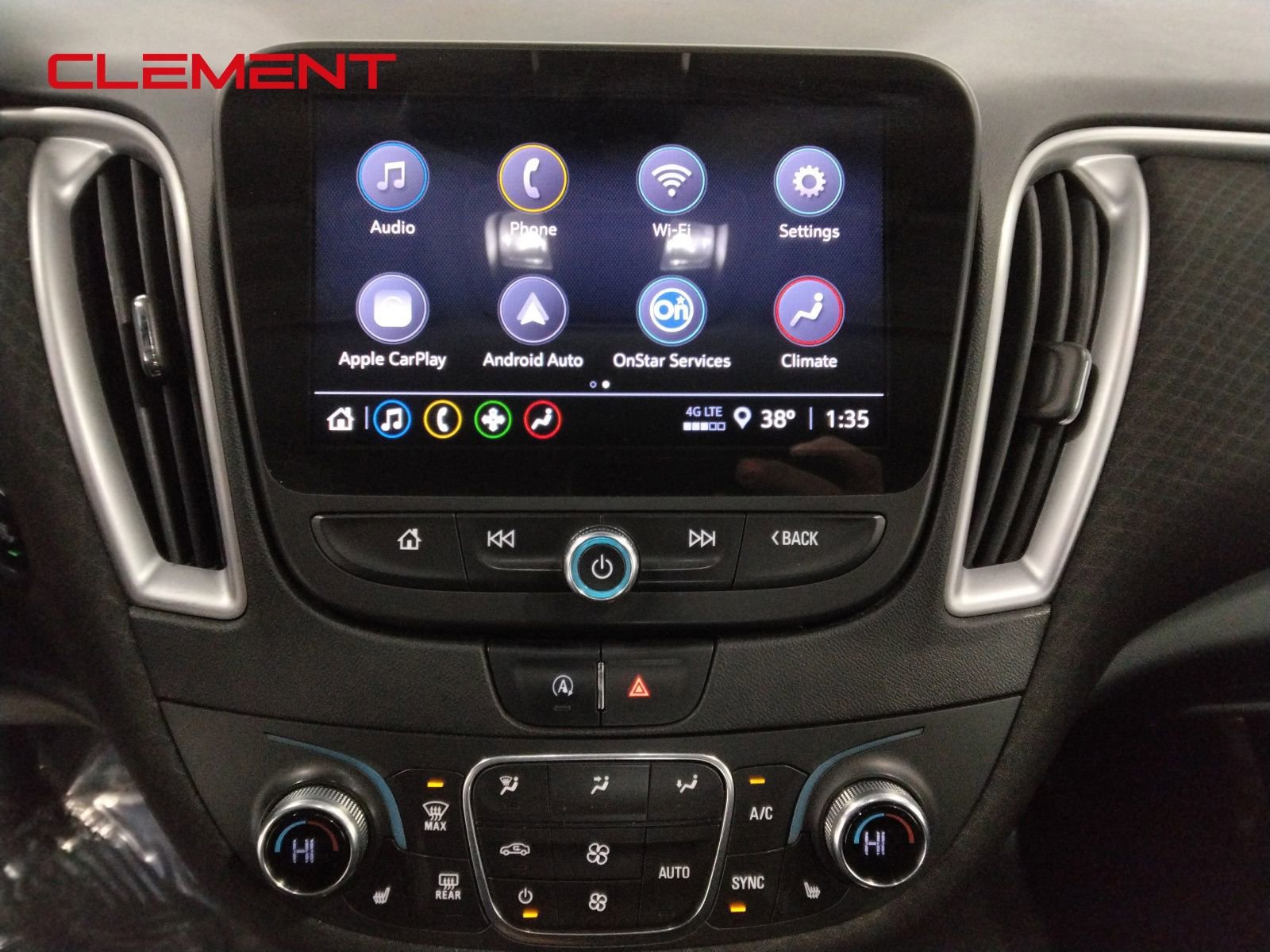 Used 2022 Chevrolet Malibu LT FWD image 19