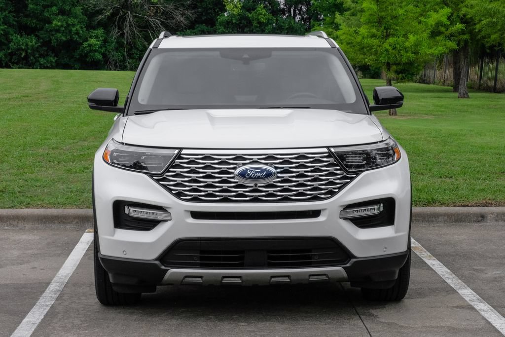 Used 2020 Ford Explorer Platinum w/ Premium Technology Package AWD/4WD image 10