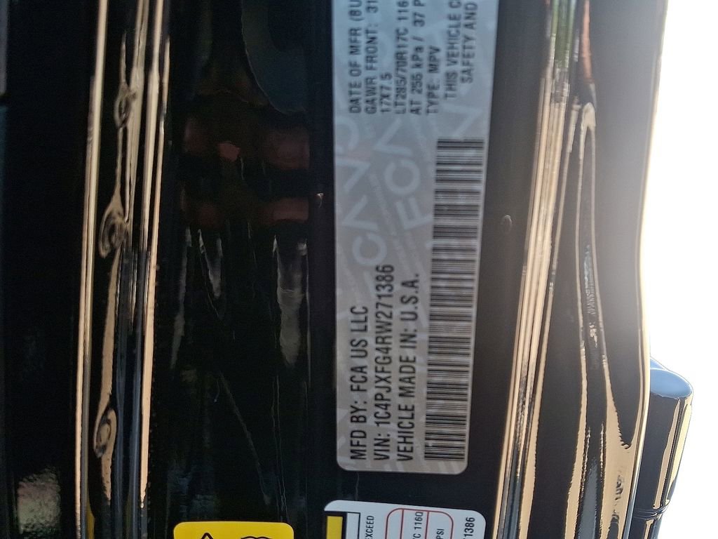 Used 2024 Jeep Wrangler Rubicon image 28