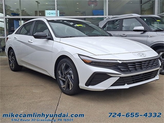 New 2025 Hyundai Elantra Blue