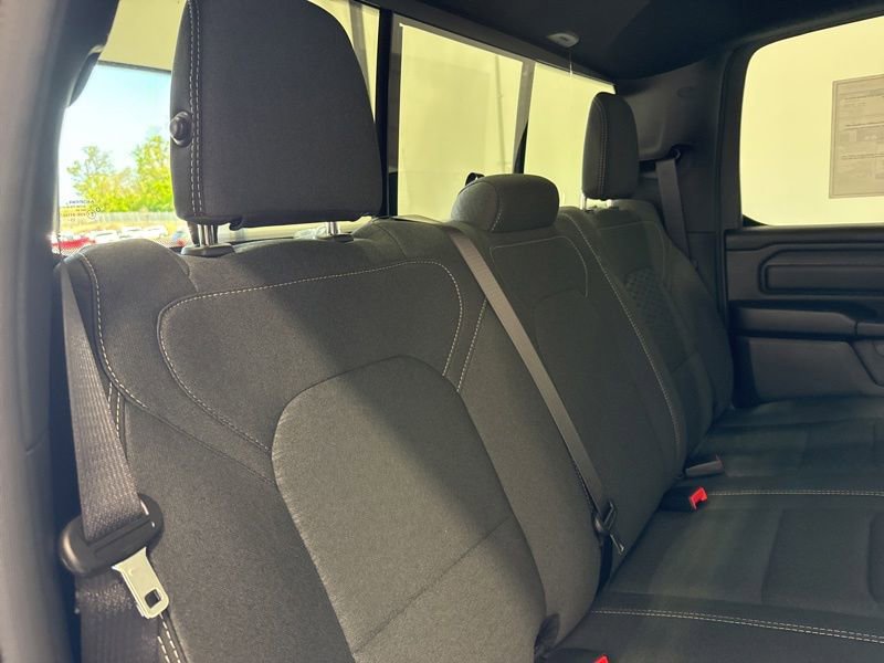 New 2026 RAM 1500 Express AWD/4WD image 12