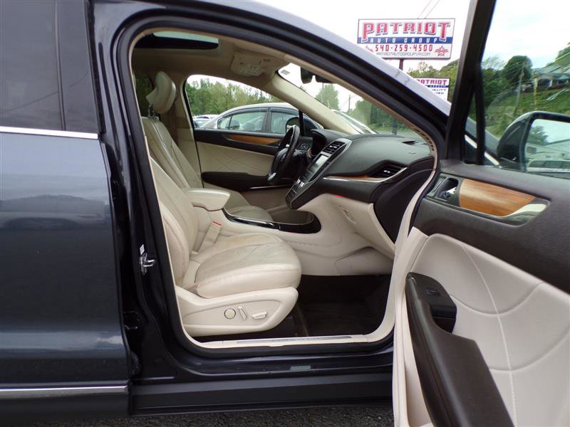 Used 2015 Lincoln MKC AWD w/ Equipment Group 102A Reserve image 12