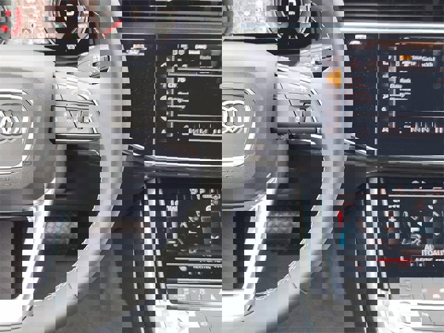 New 2025 Audi Q7 2.0T Premium image 26