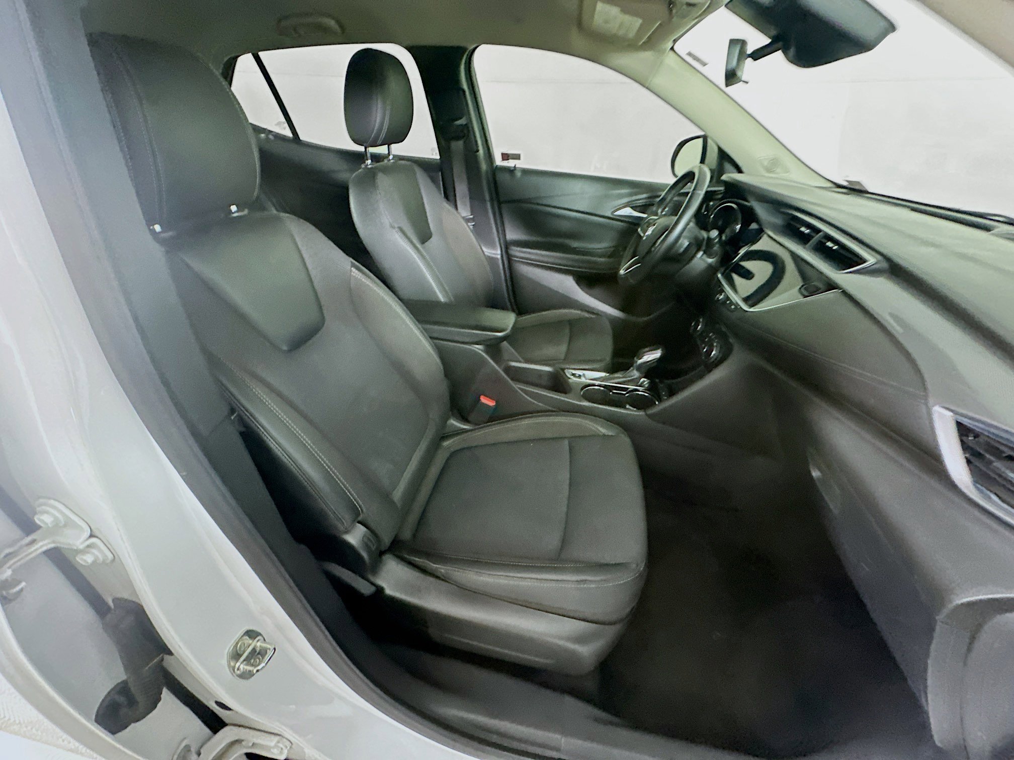 Used 2021 Buick Encore GX Preferred image 28