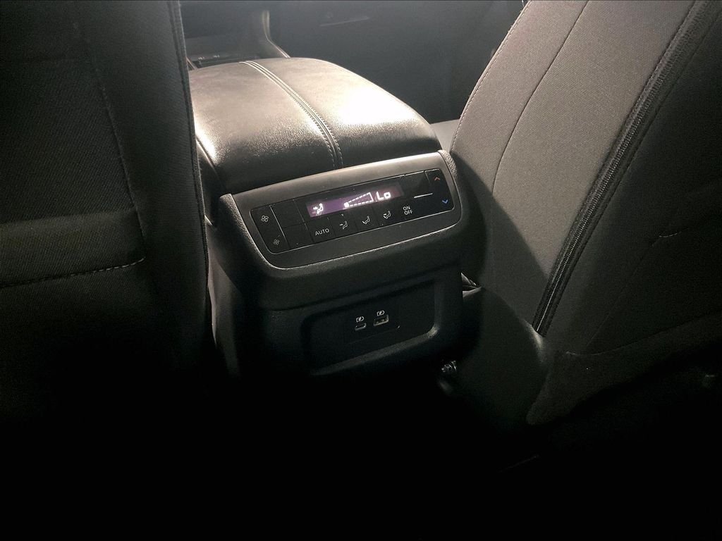 Used 2024 Nissan Pathfinder SV w/ Black Appearance Package AWD/4WD image 28