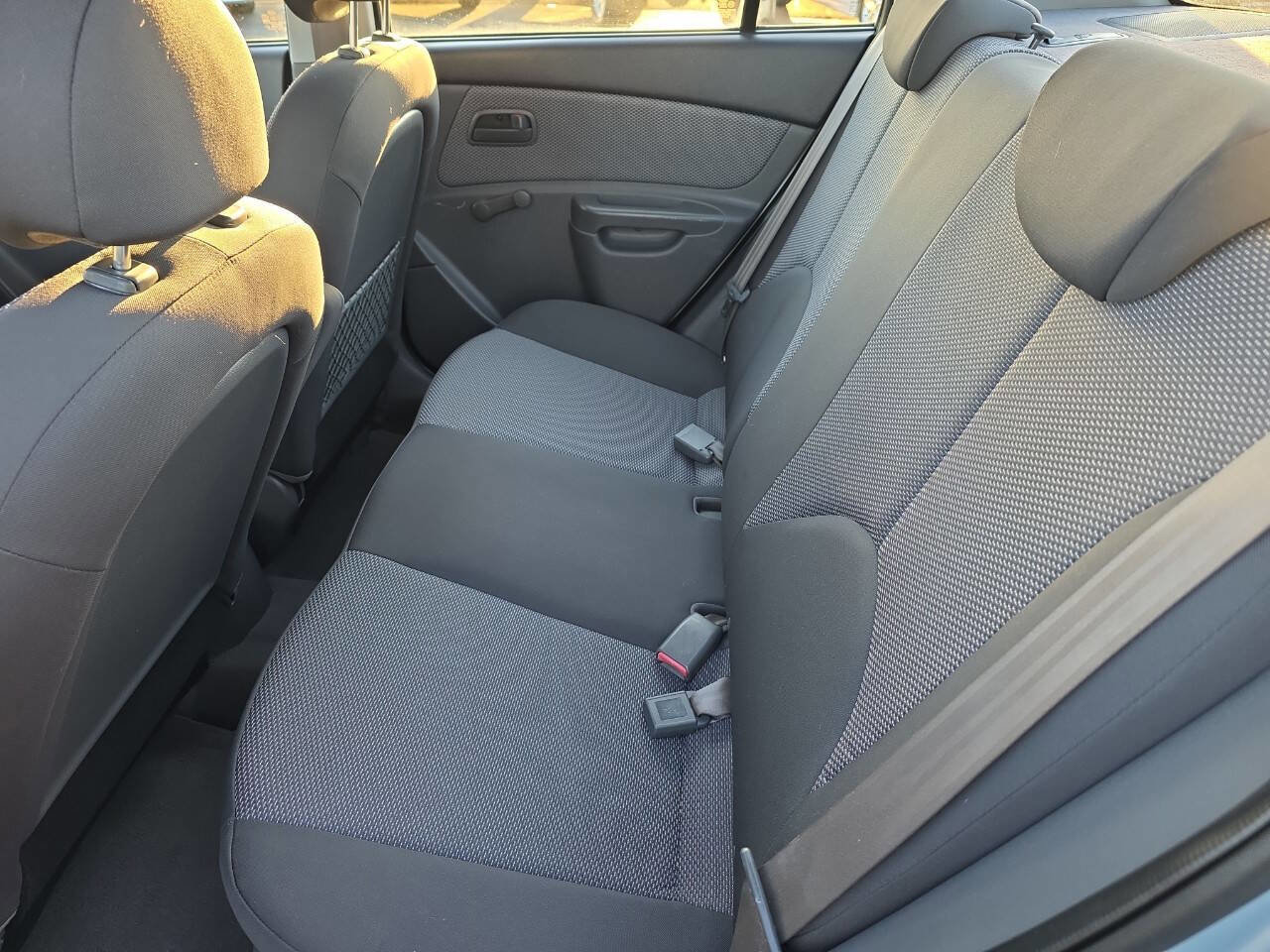 Used 2009 Kia Rio LX image 15