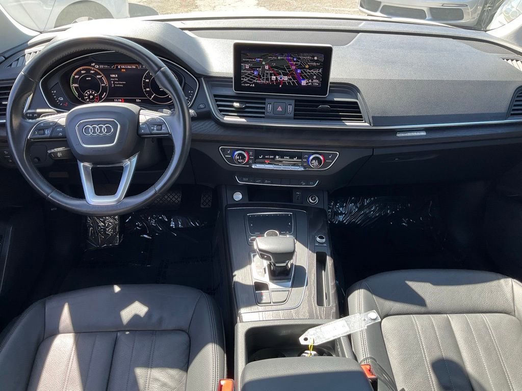 Used 2020 Audi Q5 e Premium w/ Convenience Package image 37