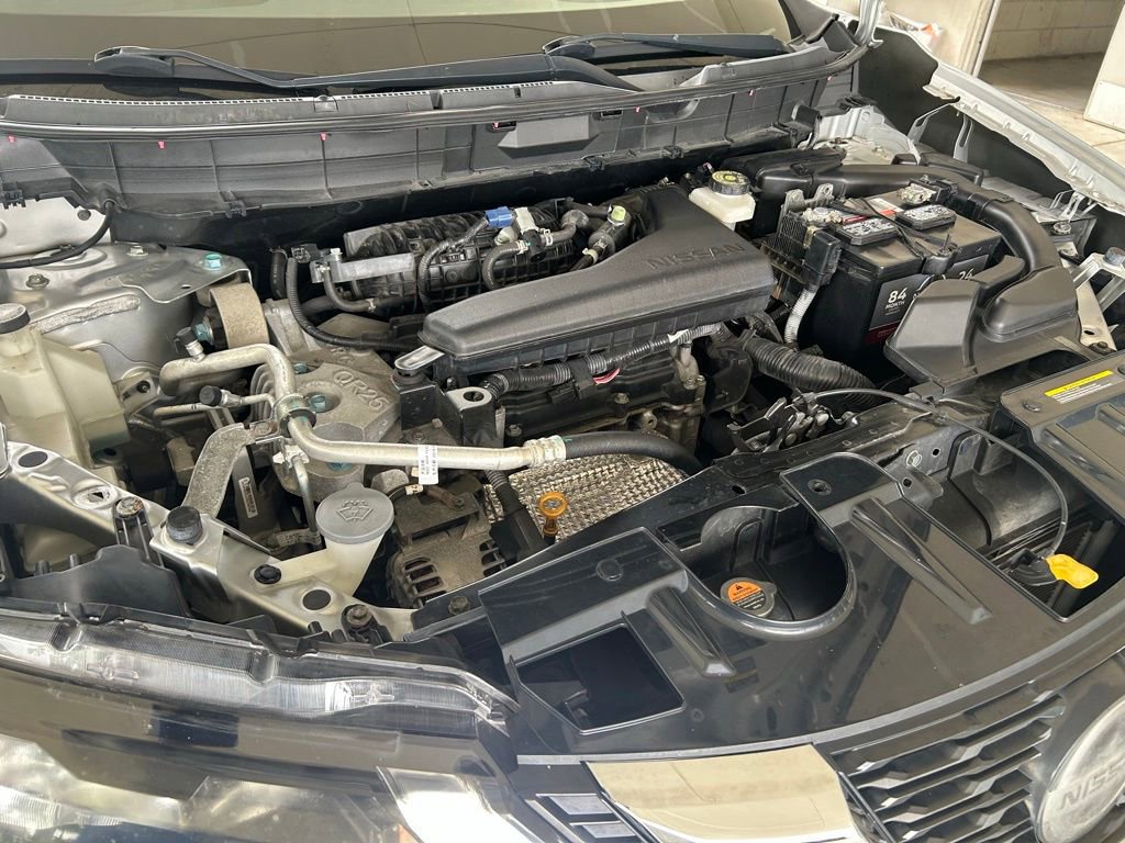 Used 2018 Nissan Rogue SV FWD image 10