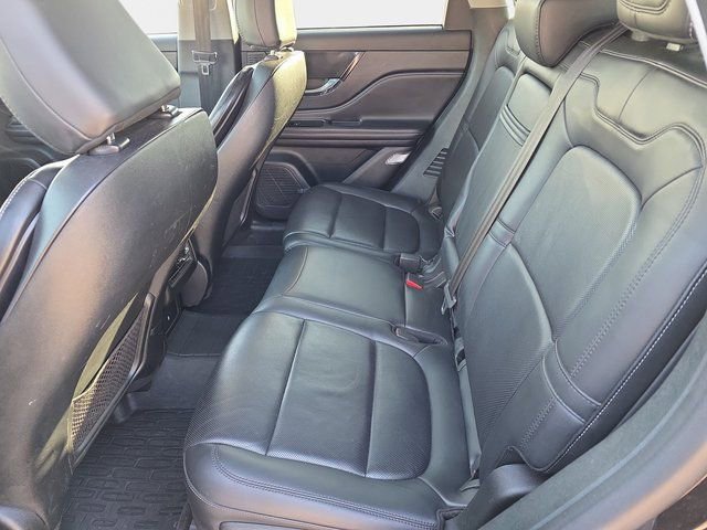 Used 2022 Lincoln Corsair AWD w/ Premium Package image 14