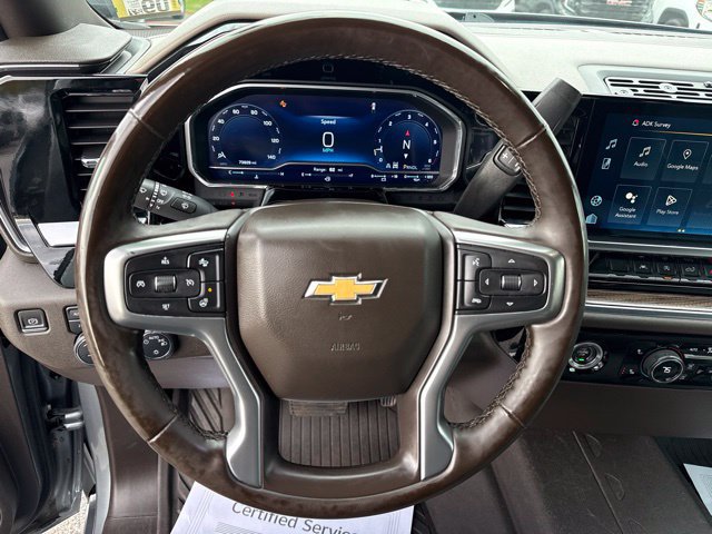 Used 2023 Chevrolet Silverado 1500 LT w/ Z71 Off-Road Package AWD/4WD image 13