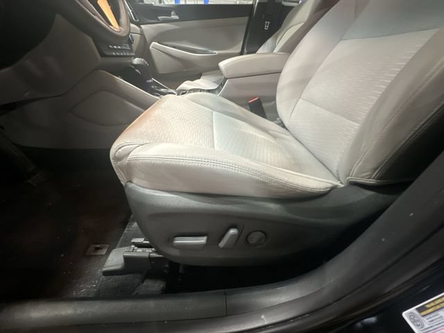 Used 2021 Hyundai Tucson SEL FWD image 18
