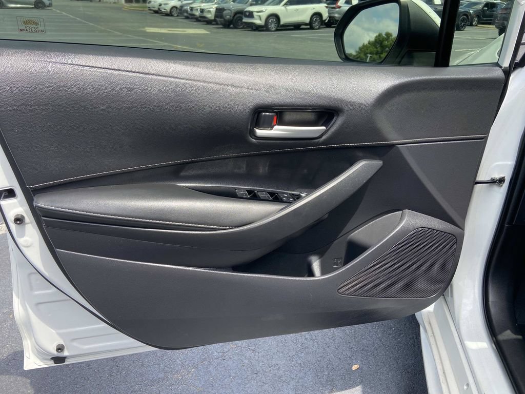 Used 2021 Toyota Corolla SE FWD image 17