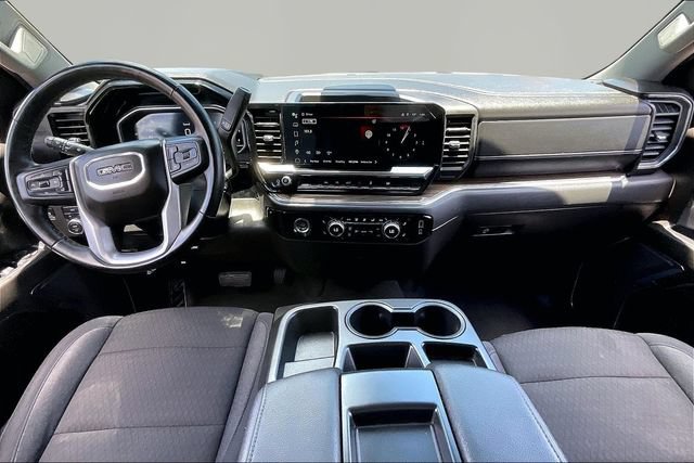 Used 2024 GMC Sierra 1500 Elevation AWD/4WD image 7