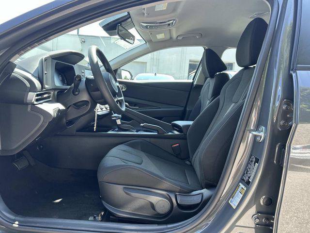 New 2026 Hyundai Elantra SE FWD image 7