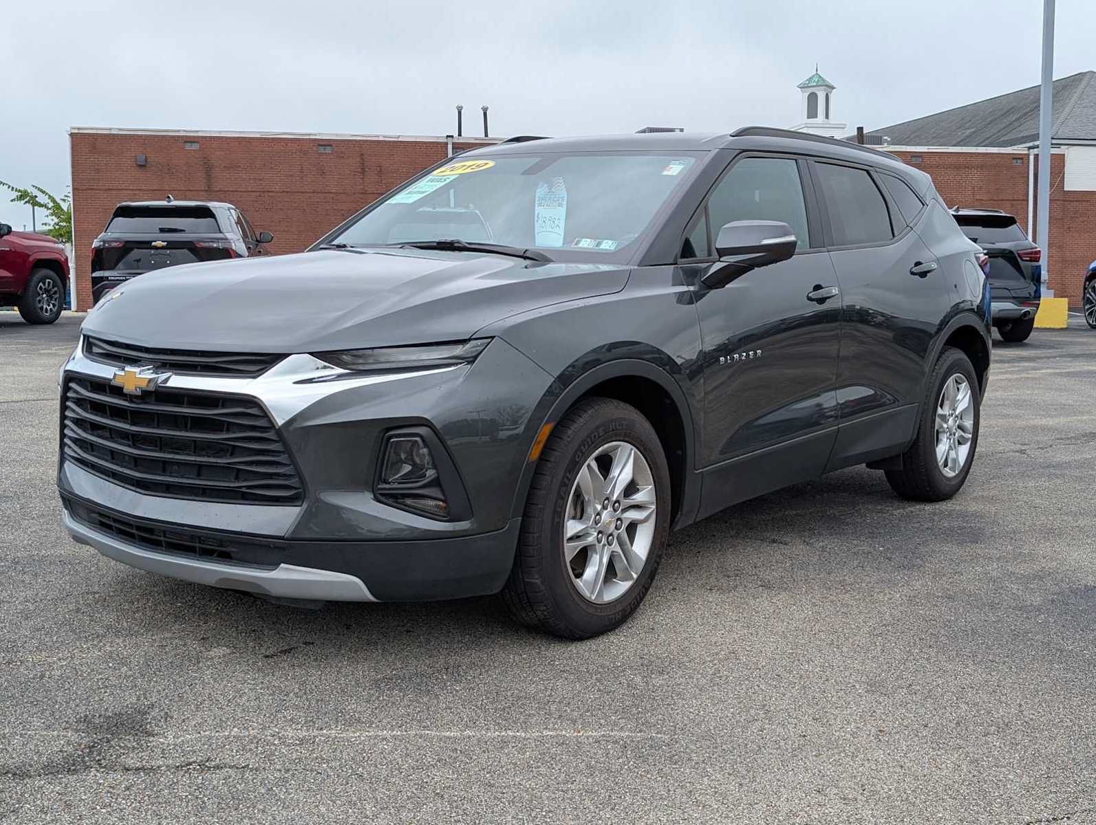 Used 2019 Chevrolet Blazer LT AWD/4WD image 1