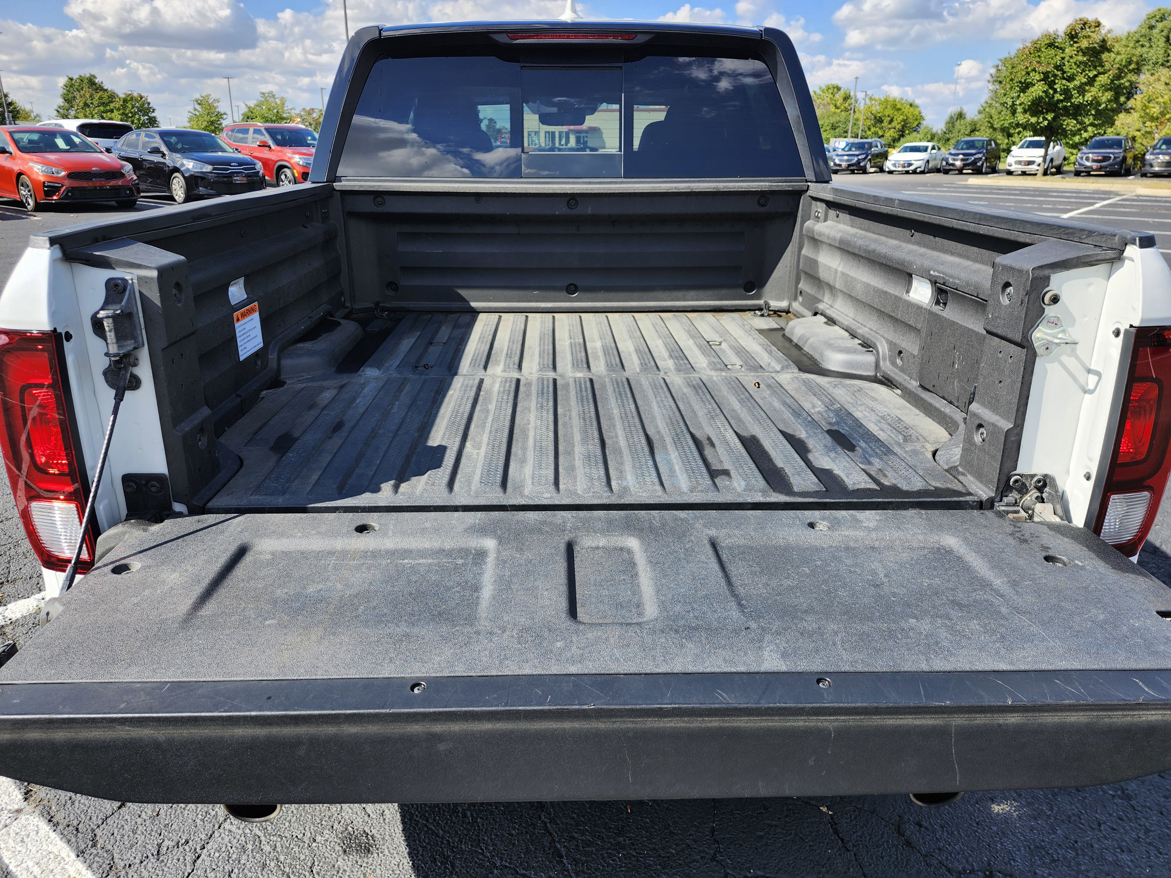 Used 2022 Honda Ridgeline Black Edition image 16