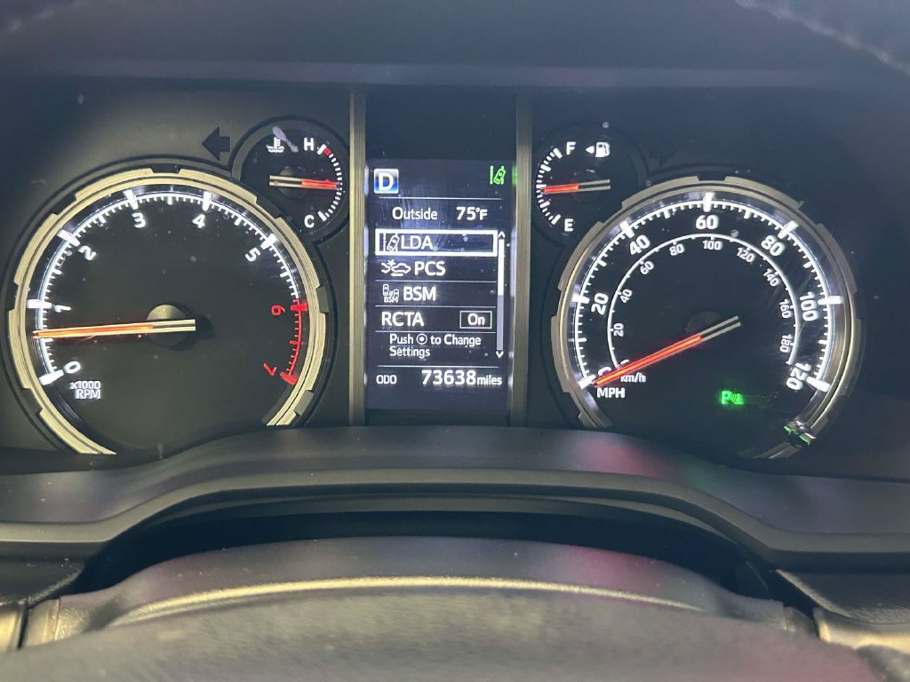 Used 2024 Toyota 4Runner Limited AWD/4WD image 31