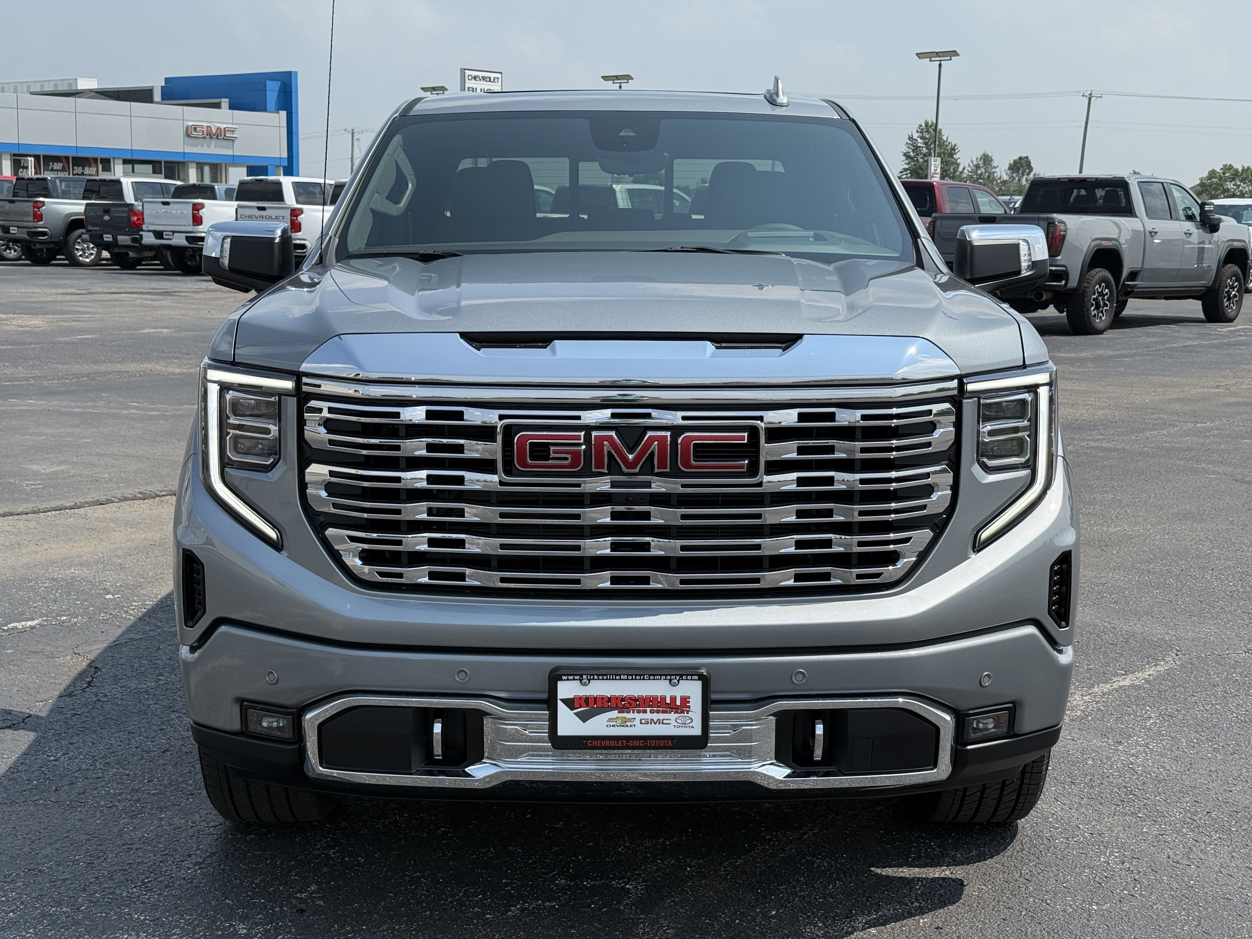 New 2026 GMC Sierra 1500 Denali image 8