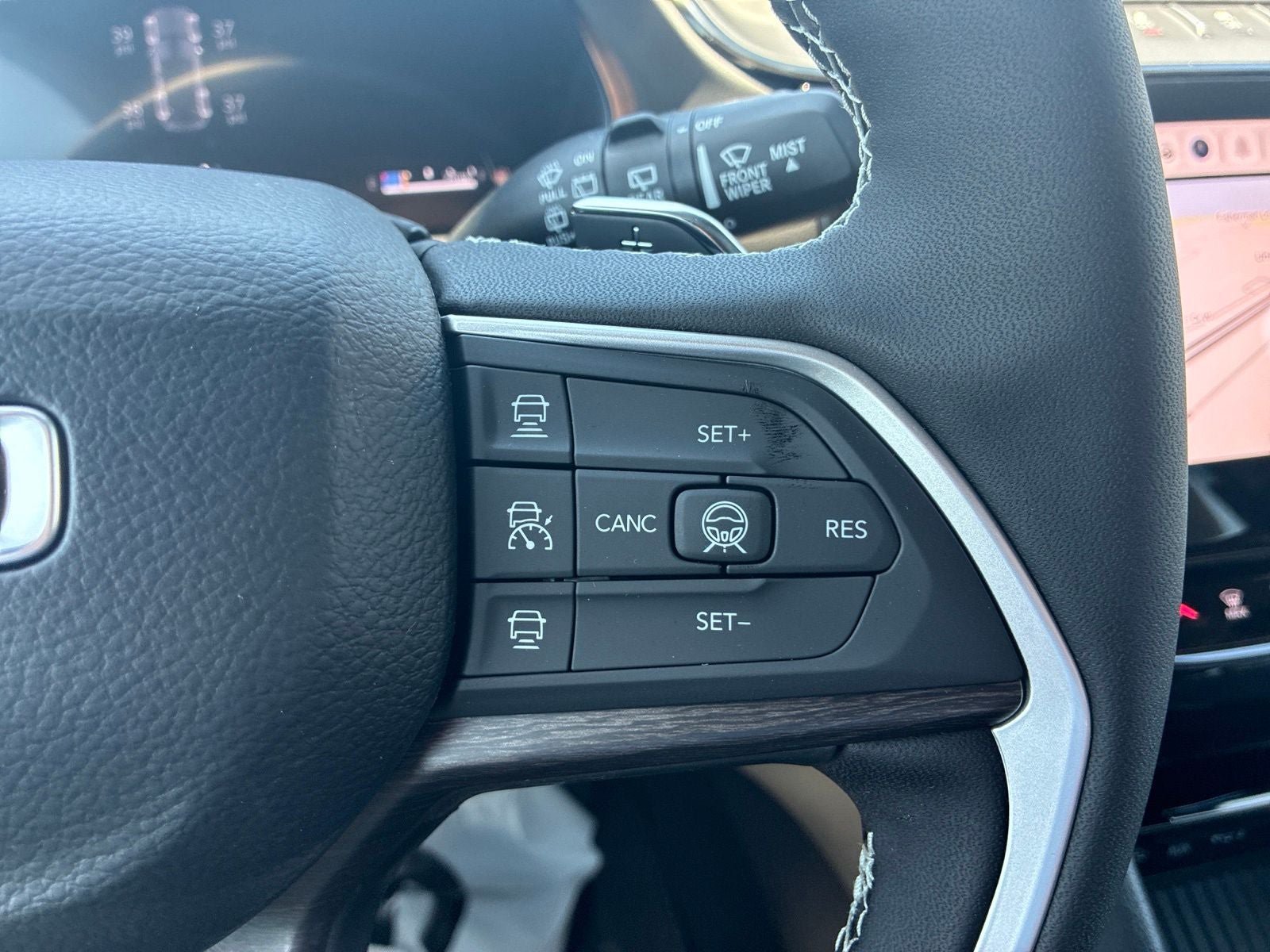 New 2026 Jeep Grand Cherokee Limited AWD/4WD image 29