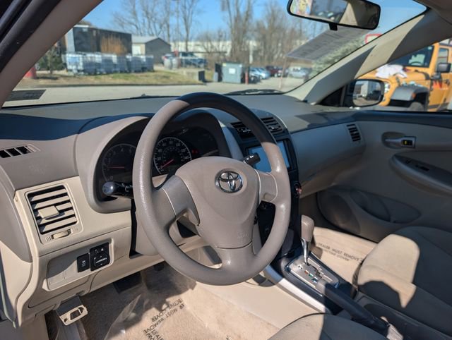 Used 2010 Toyota Corolla image 8