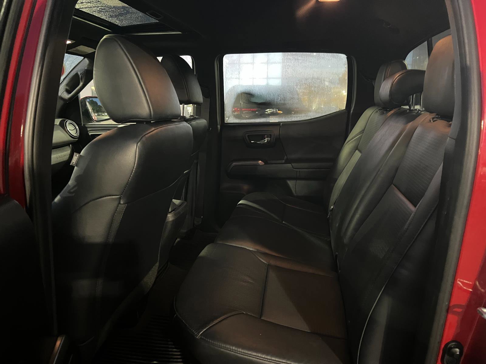 Certified 2021 Toyota Tacoma TRD Off-Road image 9