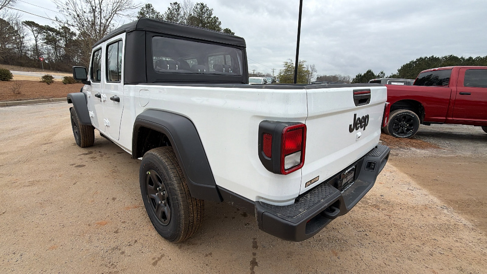 New 2026 Jeep Gladiator Sport AWD/4WD image 10
