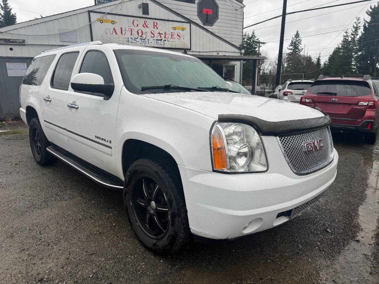 Used 2009 GMC Yukon XL Denali AWD/4WD image 2