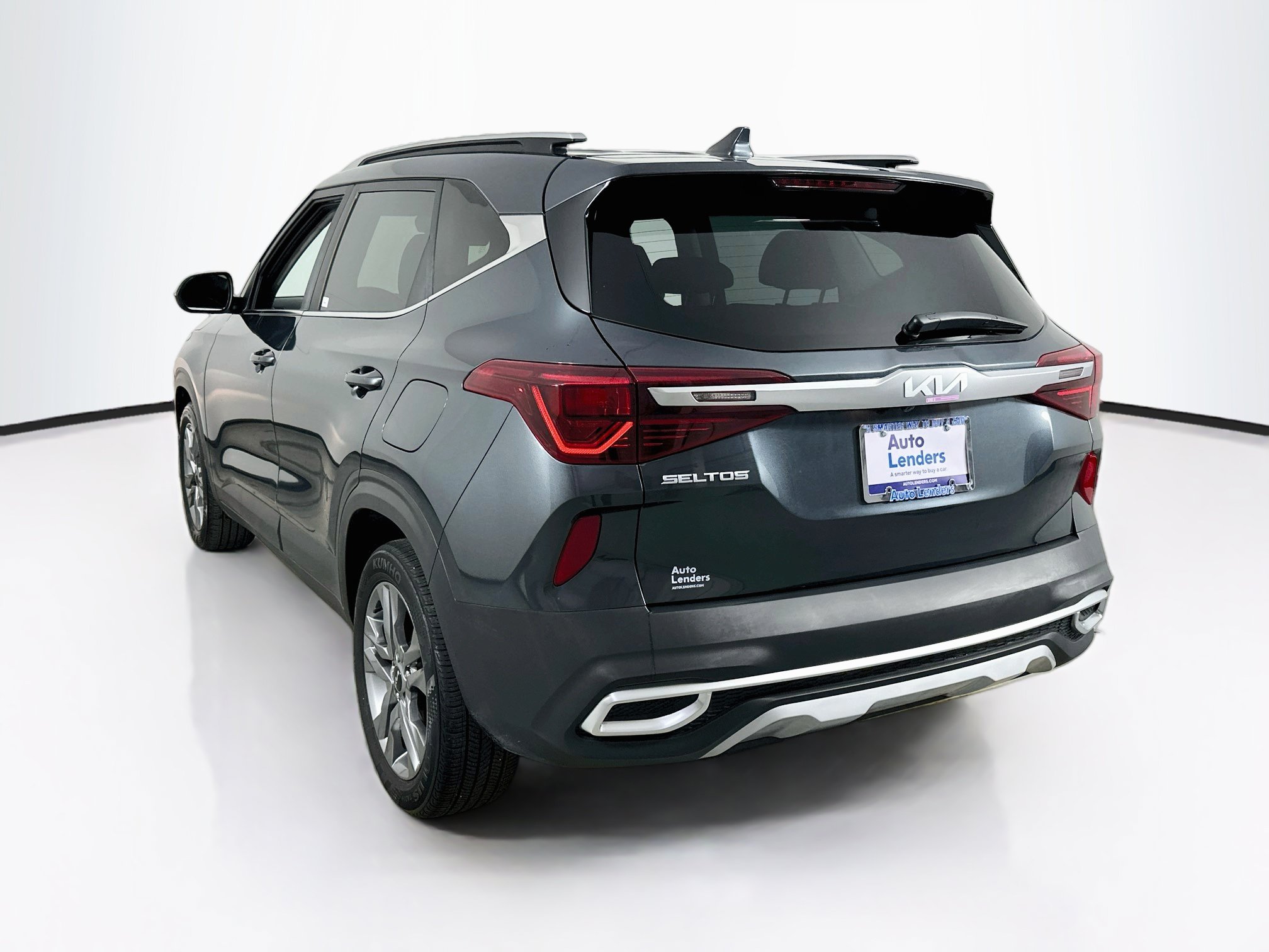 Used 2023 Kia Seltos S FWD image 7
