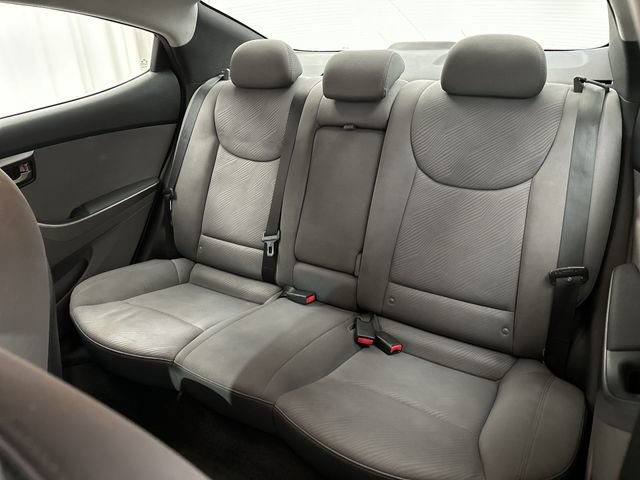 Used 2013 Hyundai Elantra GLS FWD image 25