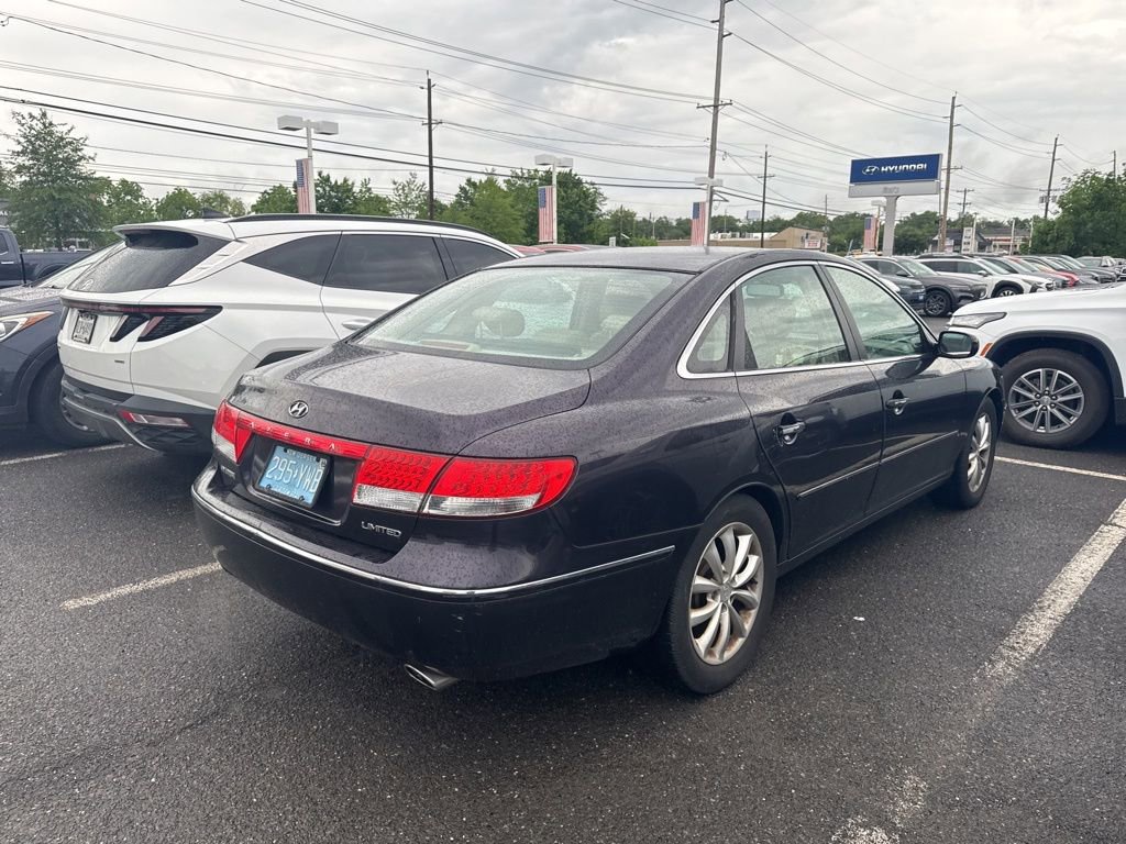 Used 2006 Hyundai Azera FWD image 2