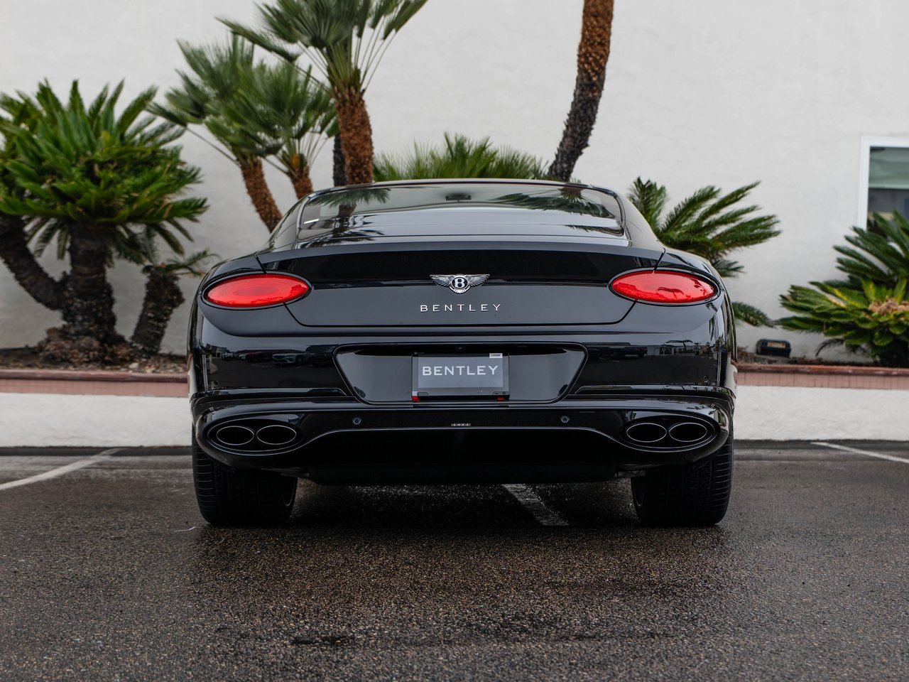 Used 2024 Bentley Continental GT image 33