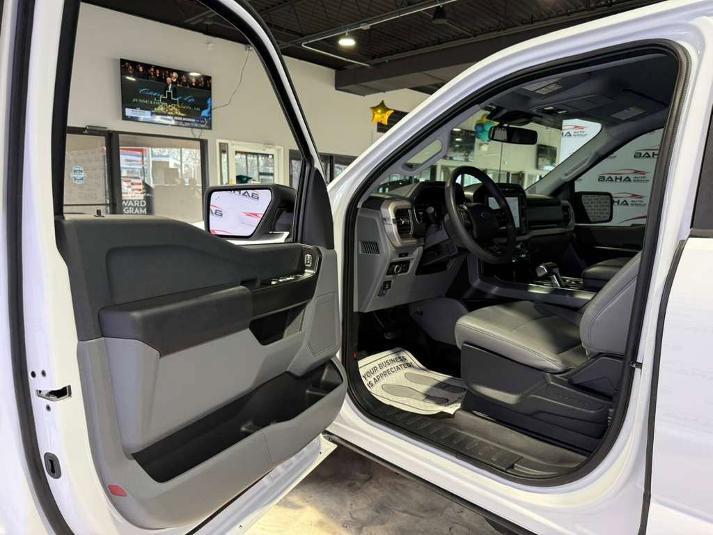 Used 2022 Ford F150 Lightning Pro image 29