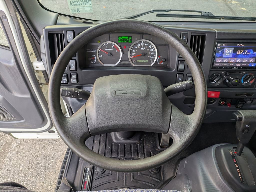 Used 2023 Chevrolet Low Cab Forward 5500XD image 17