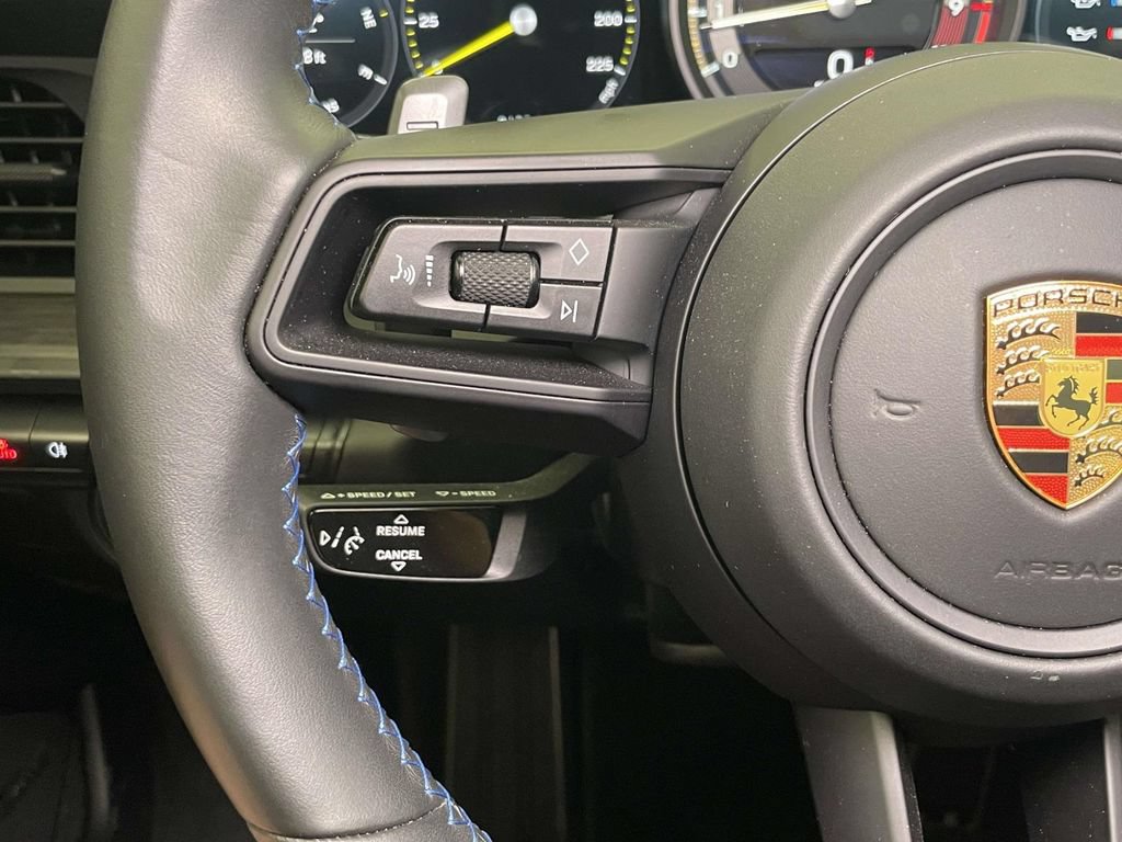 Certified 2023 Porsche 911 GT3 RWD image 34