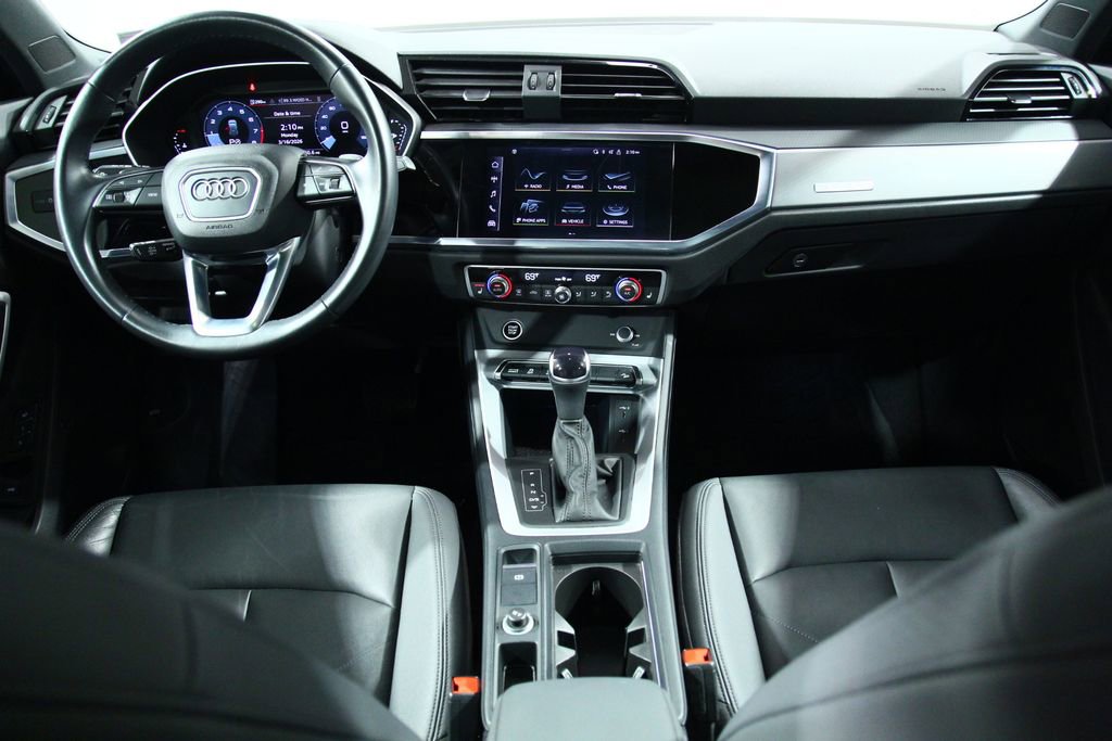 Used 2022 Audi Q3 2.0T Premium Plus image 5