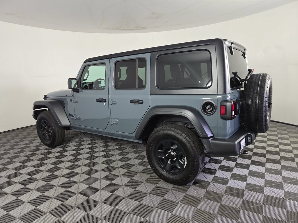 Used 2026 Jeep Wrangler Unlimited Sport AWD/4WD image 6