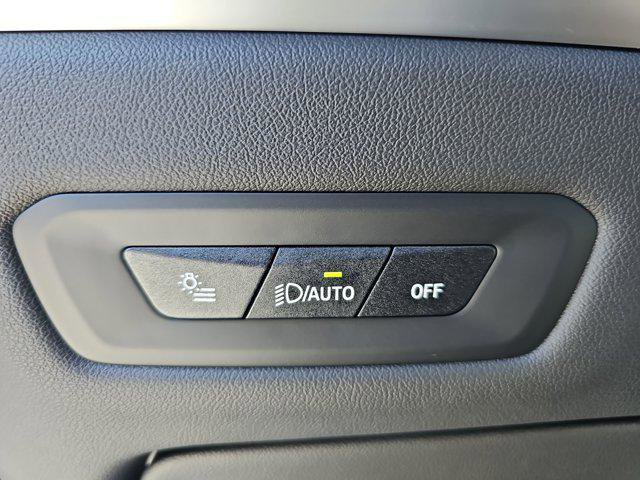 New 2026 BMW X5 M60i w/ Executive Package image 27