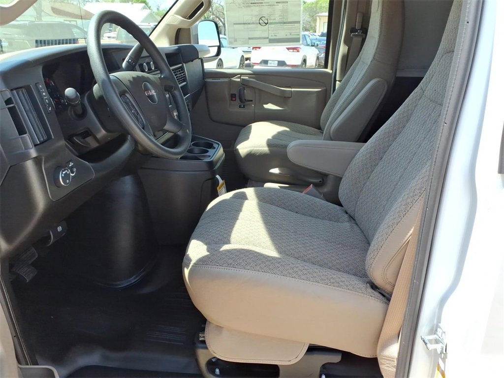 New 2026 GMC Savana 2500 Work Van image 14