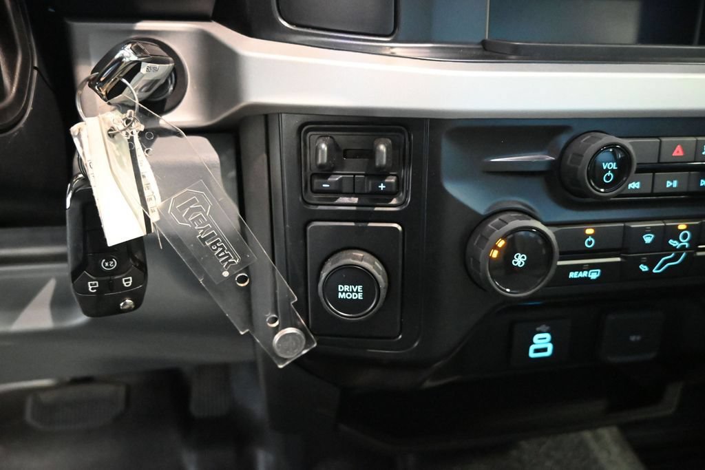 New 2026 Ford F450 XL w/ XL Chrome Package RWD image 18