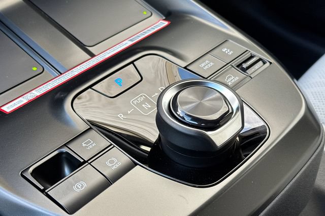 New 2026 Subaru Solterra AWD/4WD image 18