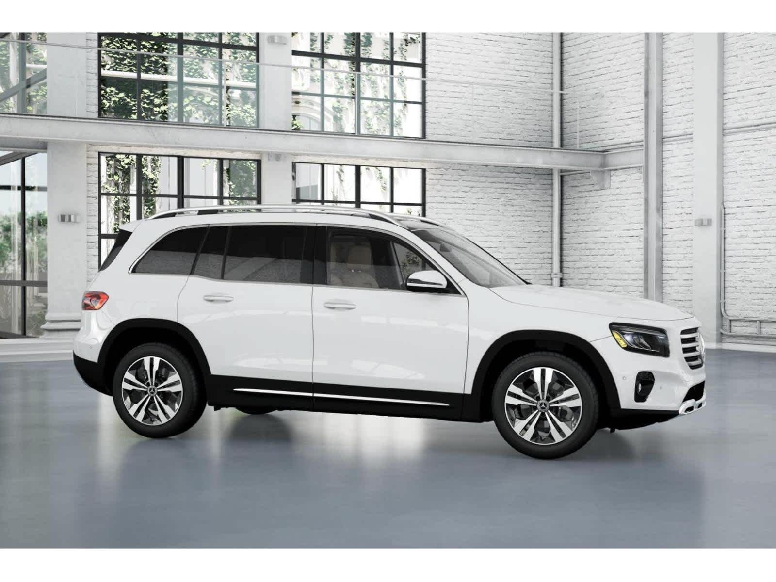 Used 2026 Mercedes-Benz GLB 250 4MATIC image 14