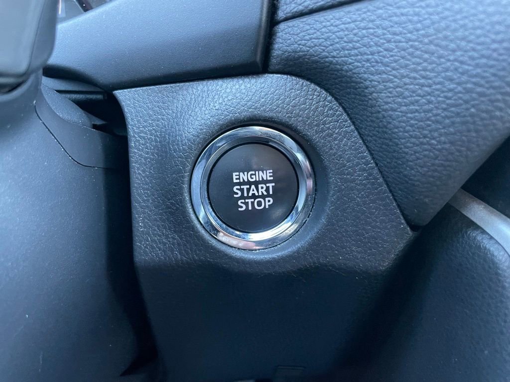 Used 2024 Toyota RAV4 XLE AWD/4WD image 44