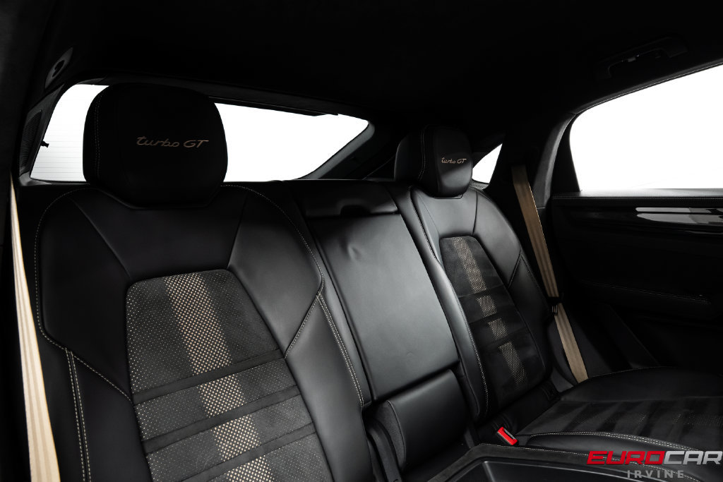 Used 2022 Porsche Cayenne Turbo GT AWD/4WD image 45