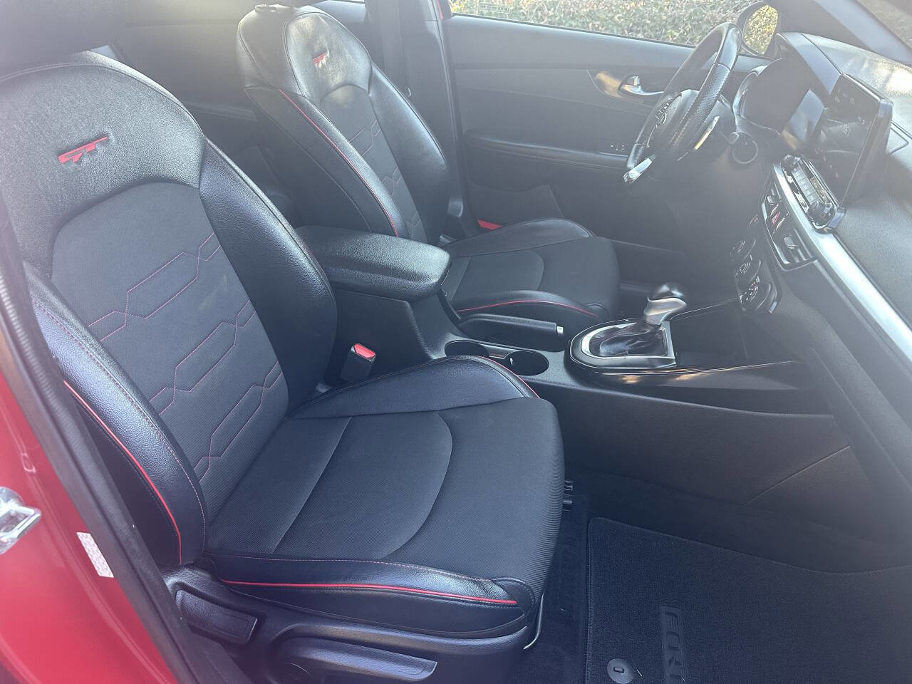 Used 2021 Kia Forte GT image 12