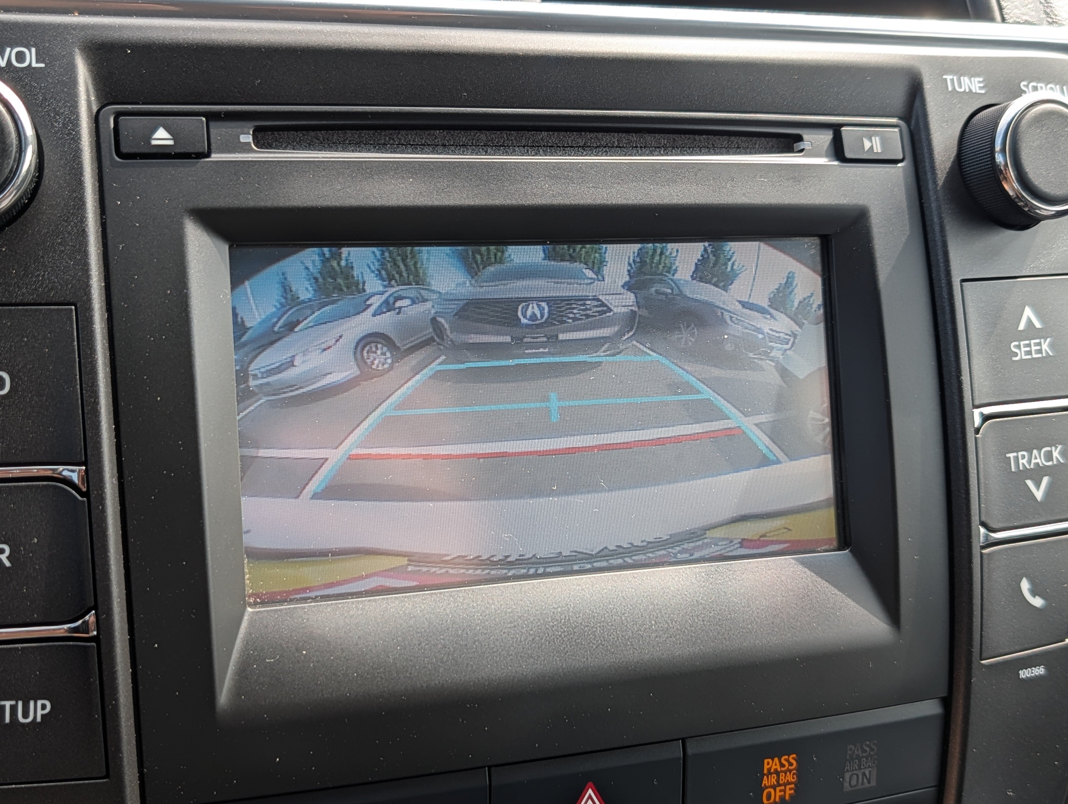 Used 2015 Toyota Camry SE FWD image 27