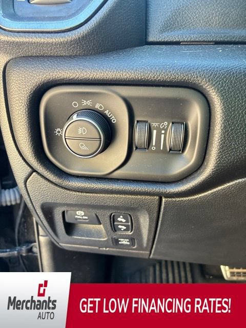Used 2022 RAM 1500 Laramie AWD/4WD image 10